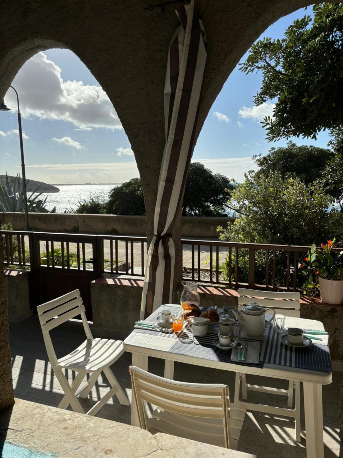 Lungomare Chess Appartement S'archittu Cuglieri Buitenkant foto